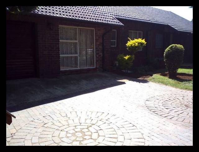 4 BEDROOM HOUSE FOR SALE IN BIRCH ACRES